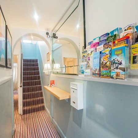 Oyo Lifestyle Hotel Sea Breeze Hove Buitenkant foto