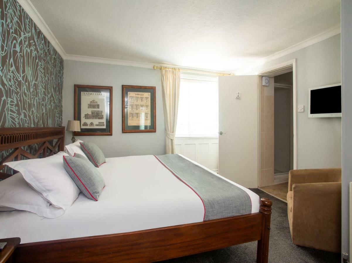 Oyo Lifestyle Hotel Sea Breeze Hove Buitenkant foto