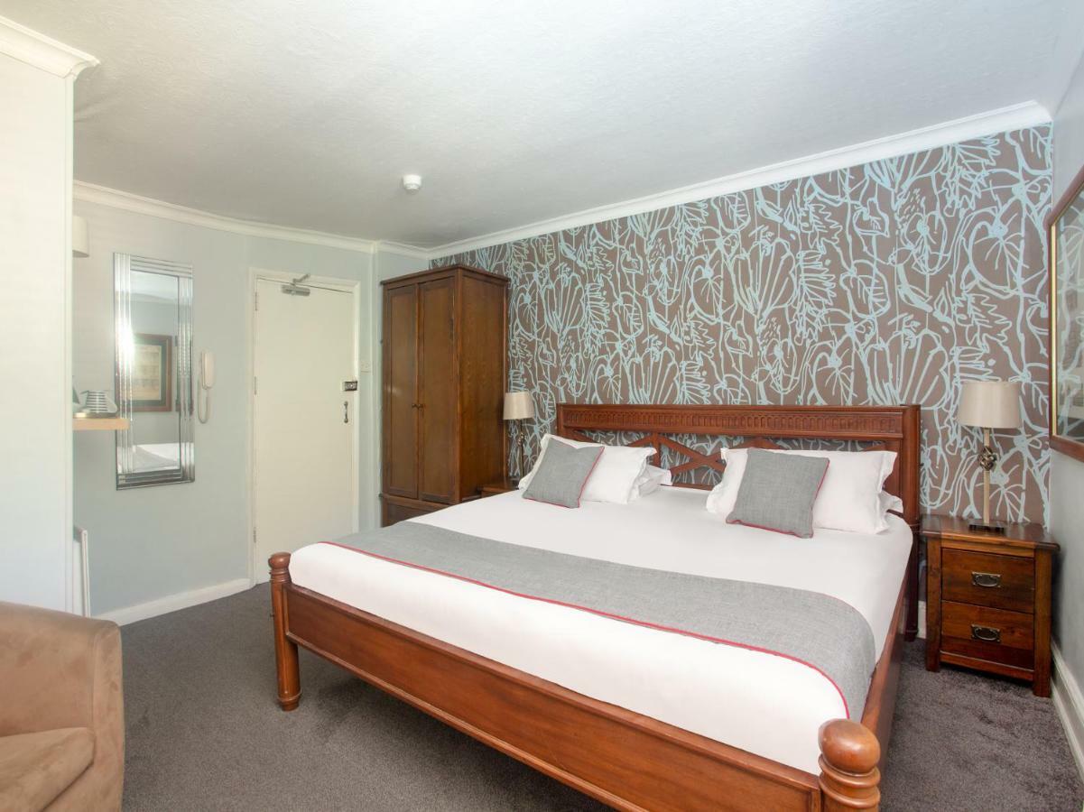 Oyo Lifestyle Hotel Sea Breeze Hove Buitenkant foto