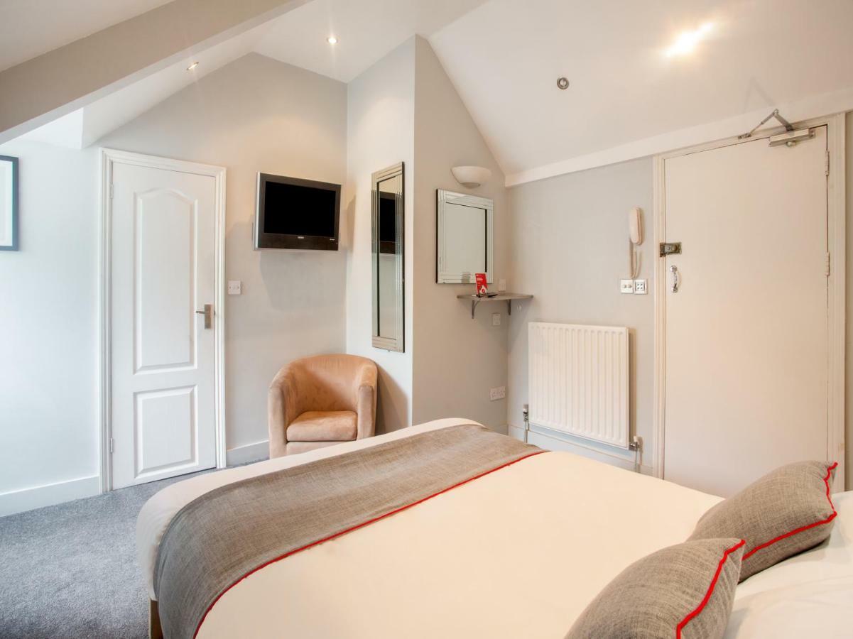 Oyo Lifestyle Hotel Sea Breeze Hove Buitenkant foto