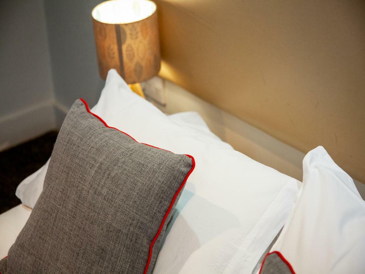 Oyo Lifestyle Hotel Sea Breeze Hove Buitenkant foto